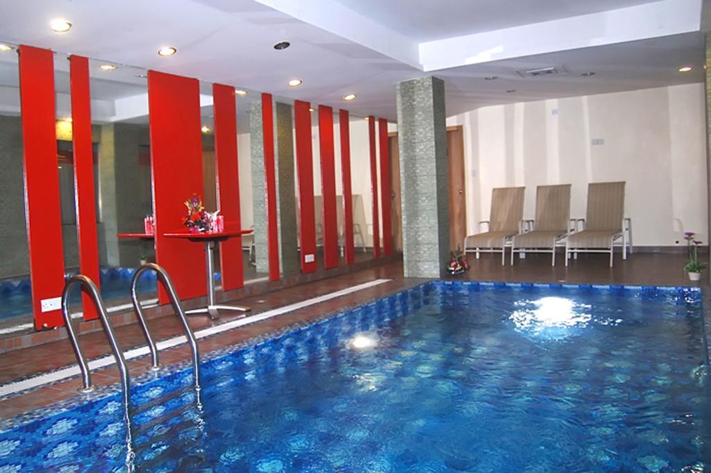 Hotel Swiss Garden Дакка Экстерьер фото
