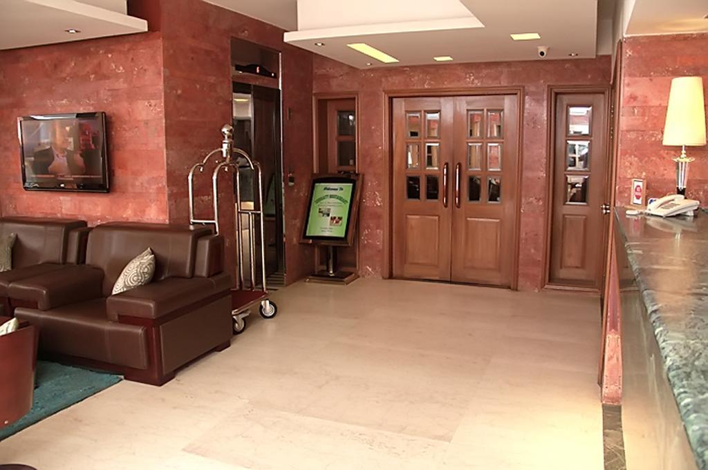 Hotel Swiss Garden Дакка Экстерьер фото